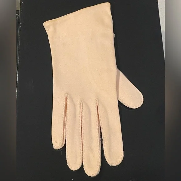 Authentic Vintage 1952 Christian Dior Shalimar Gloves | Pale Pink Leather with B - Picture 2 of 16